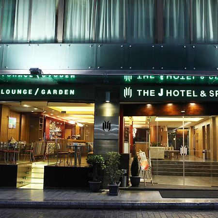 The J Hotel & Spa Beirut Bagian luar foto