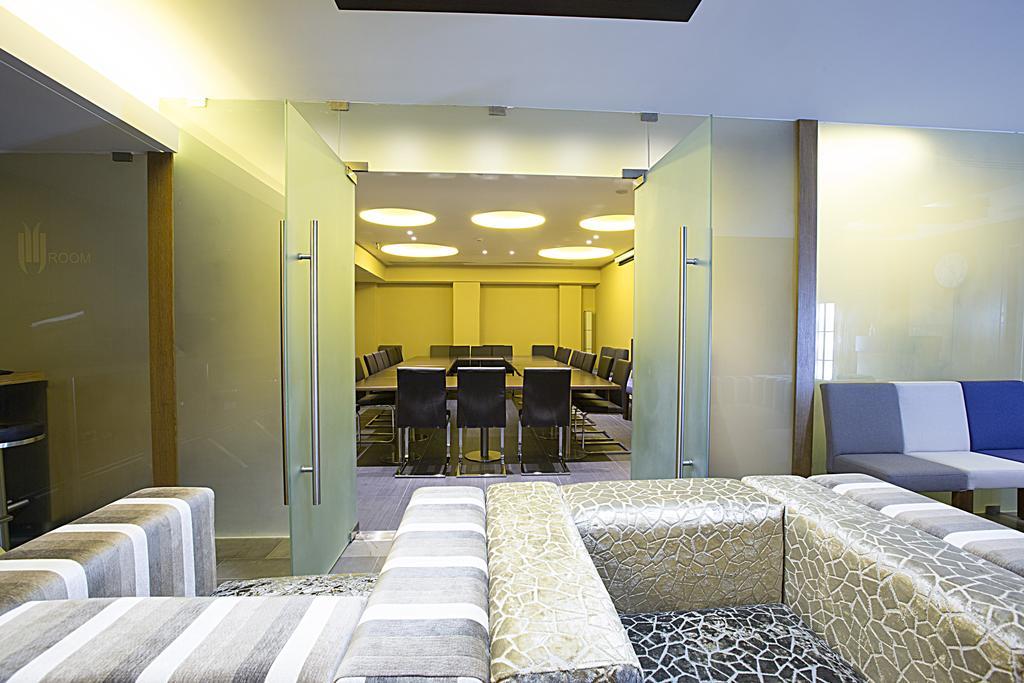 The J Hotel & Spa Beirut Bagian luar foto