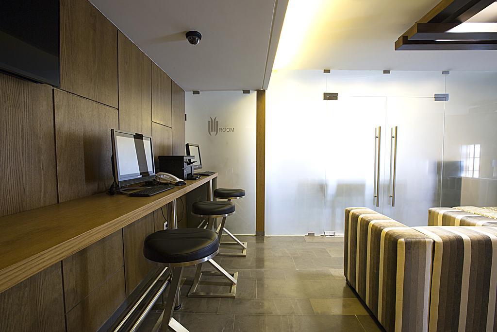 The J Hotel & Spa Beirut Bagian luar foto