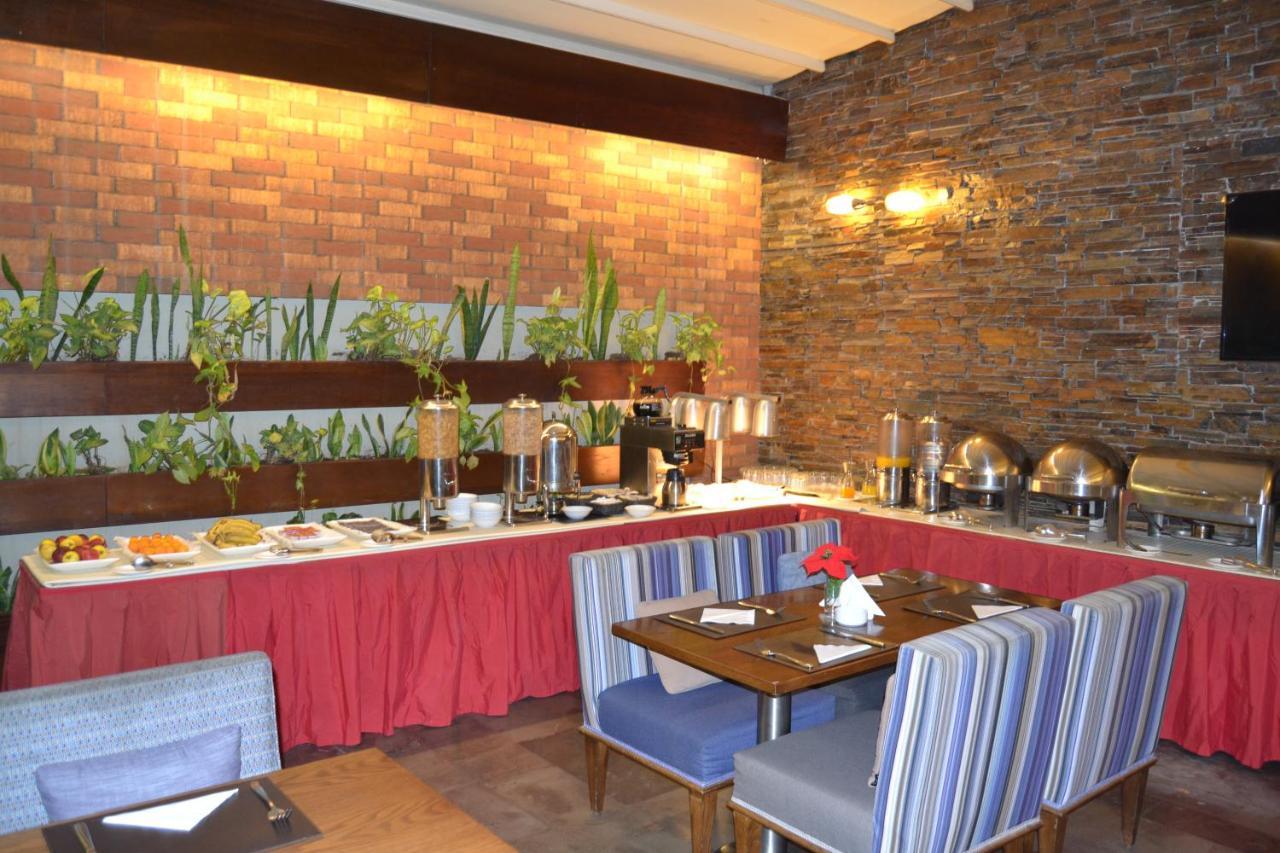 The J Hotel & Spa Beirut Bagian luar foto