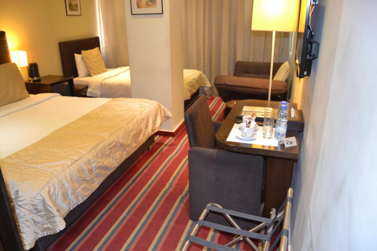 The J Hotel & Spa Beirut Bagian luar foto