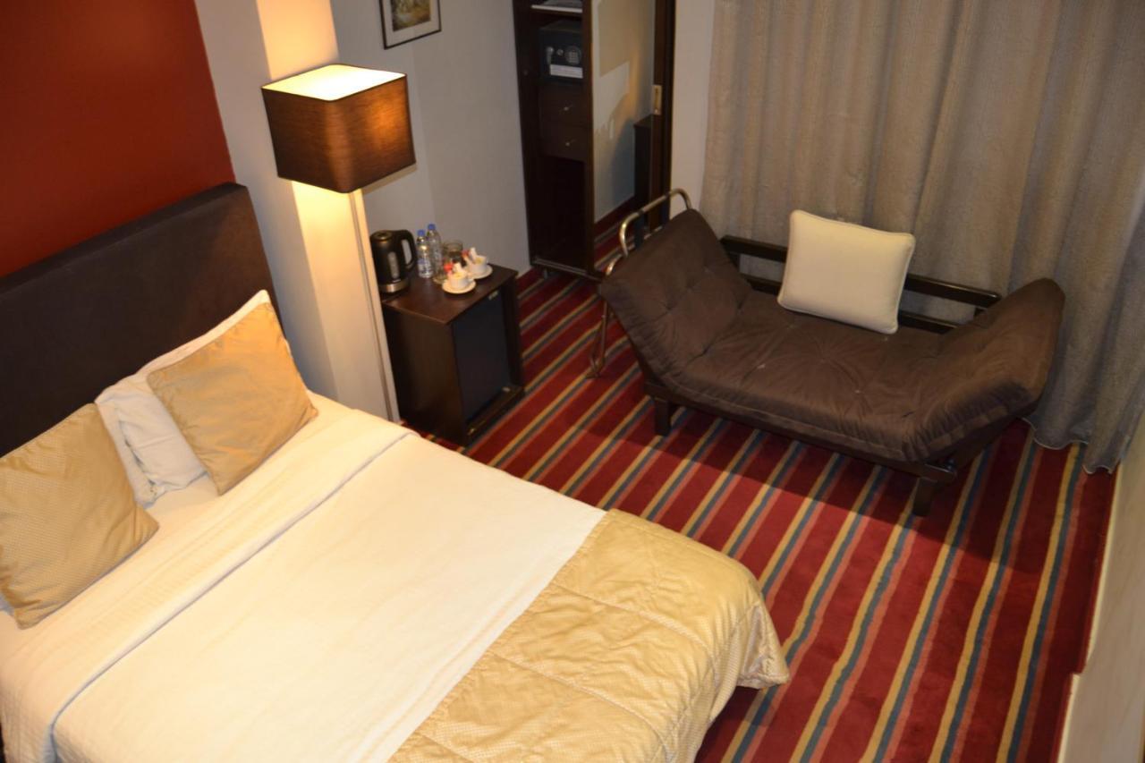 The J Hotel & Spa Beirut Bagian luar foto