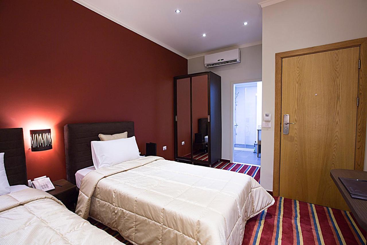 The J Hotel & Spa Beirut Bagian luar foto